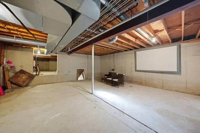 322 Central Avenue, Matteson, IL 60443