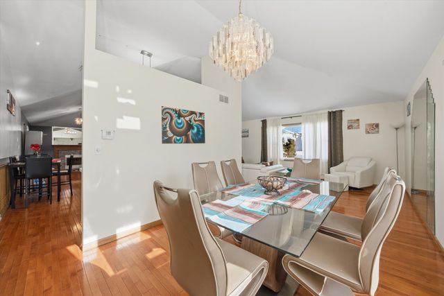 322 Central Avenue, Matteson, IL 60443