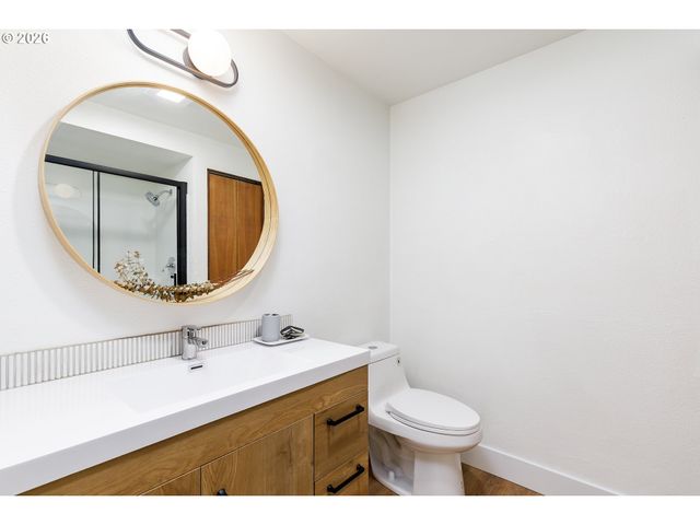 11990 Sw CORBY Dr 2, Portland, OR 97225