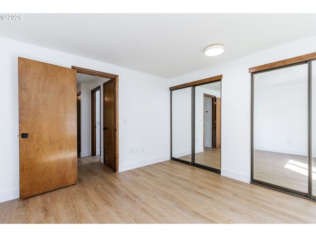11990 Sw CORBY Dr 2, Portland, OR 97225