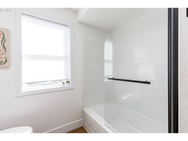 11990 Sw CORBY Dr 2, Portland, OR 97225