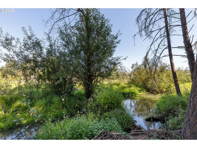 11990 Sw CORBY Dr 2, Portland, OR 97225