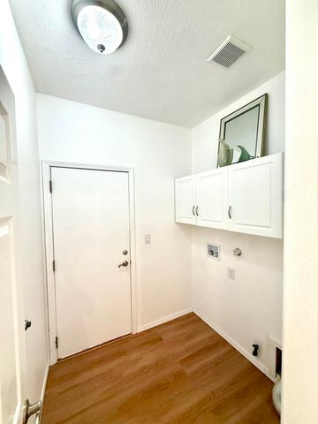 5432 Caballo Court NE, Rio Rancho, NM 87144