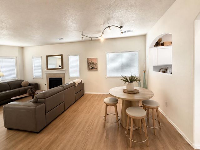 5432 Caballo Court NE, Rio Rancho, NM 87144