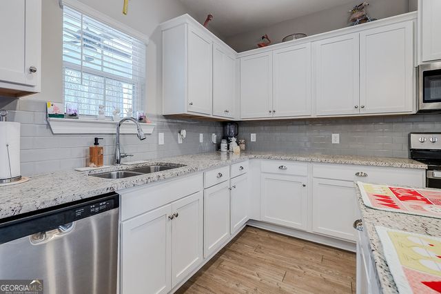 10 High Meadow Crossing, Guyton, GA 31312