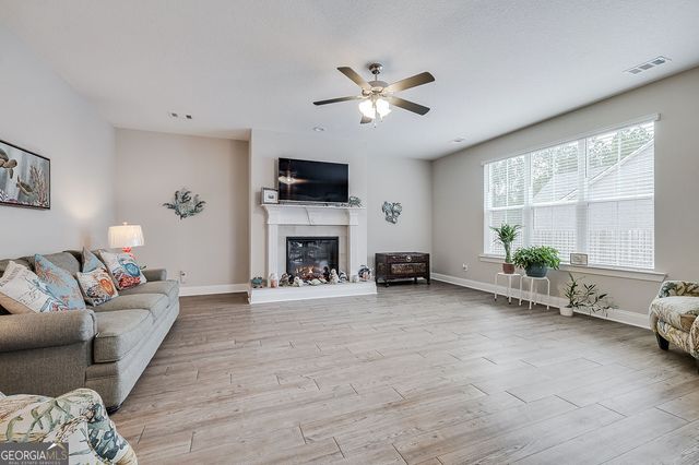 10 High Meadow Crossing, Guyton, GA 31312