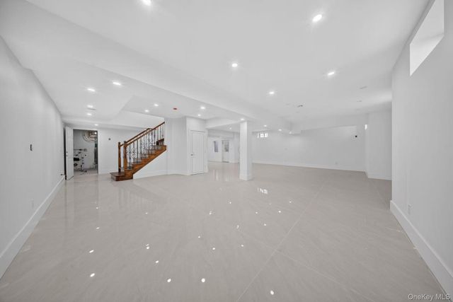 946 Cherry Lane, Garden City Park, NY 11001