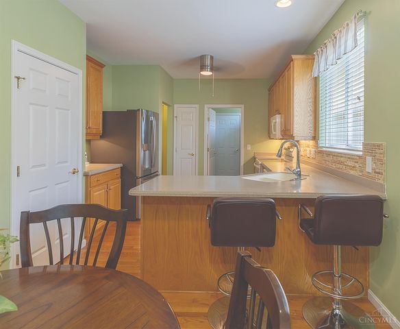 8199 Jeannes Creek Lane, West Chester, OH 45069