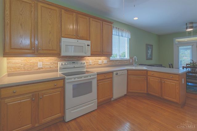 8199 Jeannes Creek Lane, West Chester, OH 45069