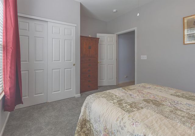 8199 Jeannes Creek Lane, West Chester, OH 45069