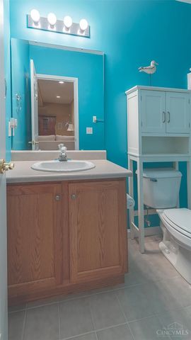 8199 Jeannes Creek Lane, West Chester, OH 45069