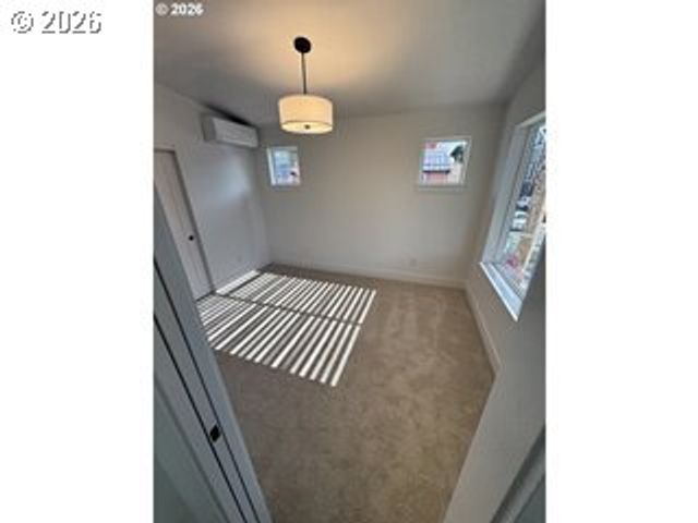 2020 Se 34TH Ave, Portland, OR 97214