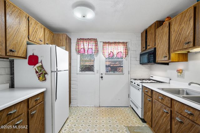 265 S Paseo Sarta, Green Valley, AZ 85614