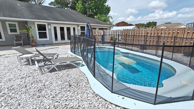 2043 SE Camilo Street, Port St. Lucie, FL 34952