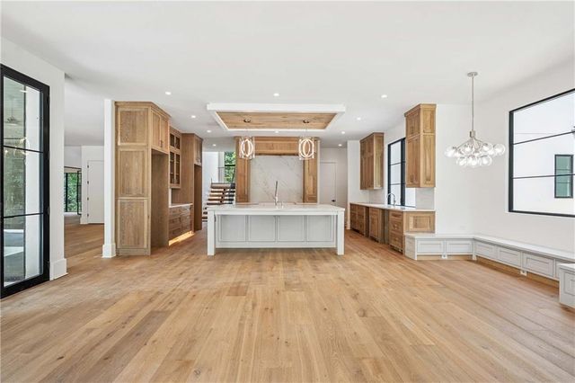 388 Londonberry Road, Sandy Springs, GA 30327