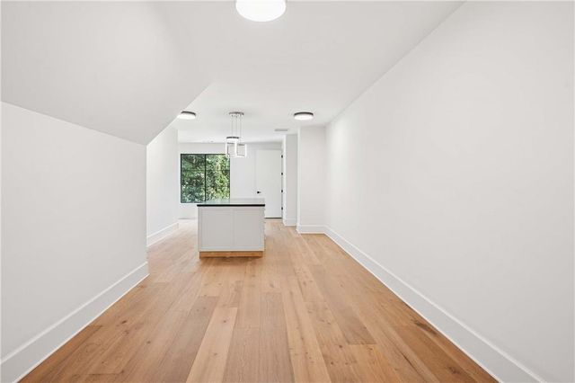 388 Londonberry Road, Sandy Springs, GA 30327