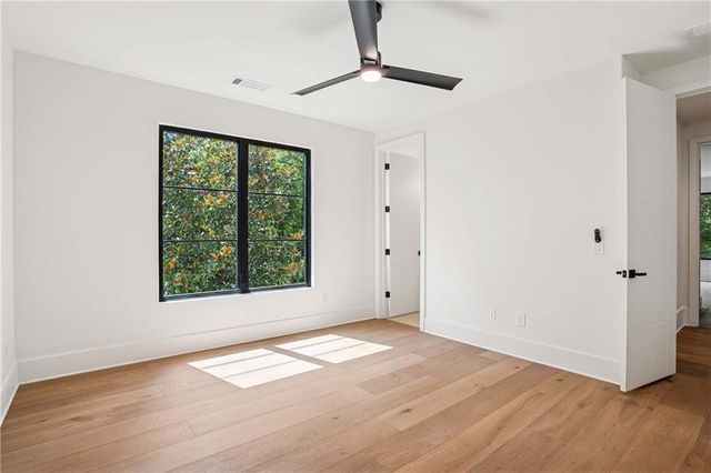 388 Londonberry Road, Sandy Springs, GA 30327