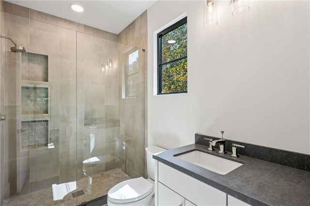 388 Londonberry Road, Sandy Springs, GA 30327