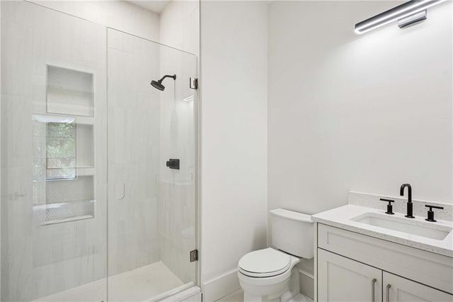388 Londonberry Road, Sandy Springs, GA 30327