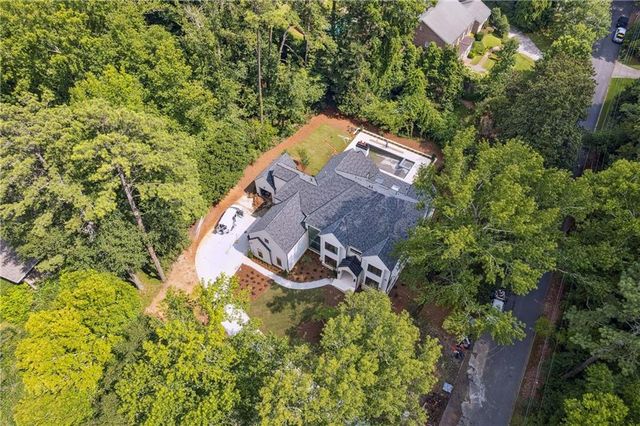 388 Londonberry Road, Sandy Springs, GA 30327