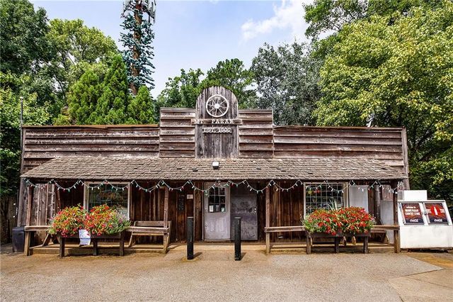 388 Londonberry Road, Sandy Springs, GA 30327