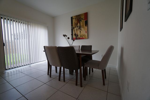 23010 SW 128th Place, Miami, FL 33170
