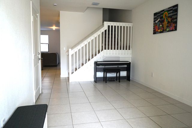 23010 SW 128th Place, Miami, FL 33170