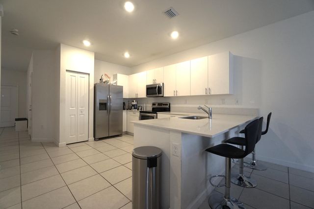 23010 SW 128th Place, Miami, FL 33170