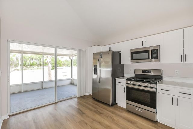 208 SUMMER SAILS DRIVE, Valrico, FL 33594