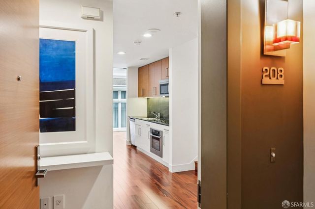 74 New Montgomery Street 208, San Francisco, CA 94105