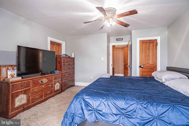 1703 MAIN ST, Northampton, PA 18067