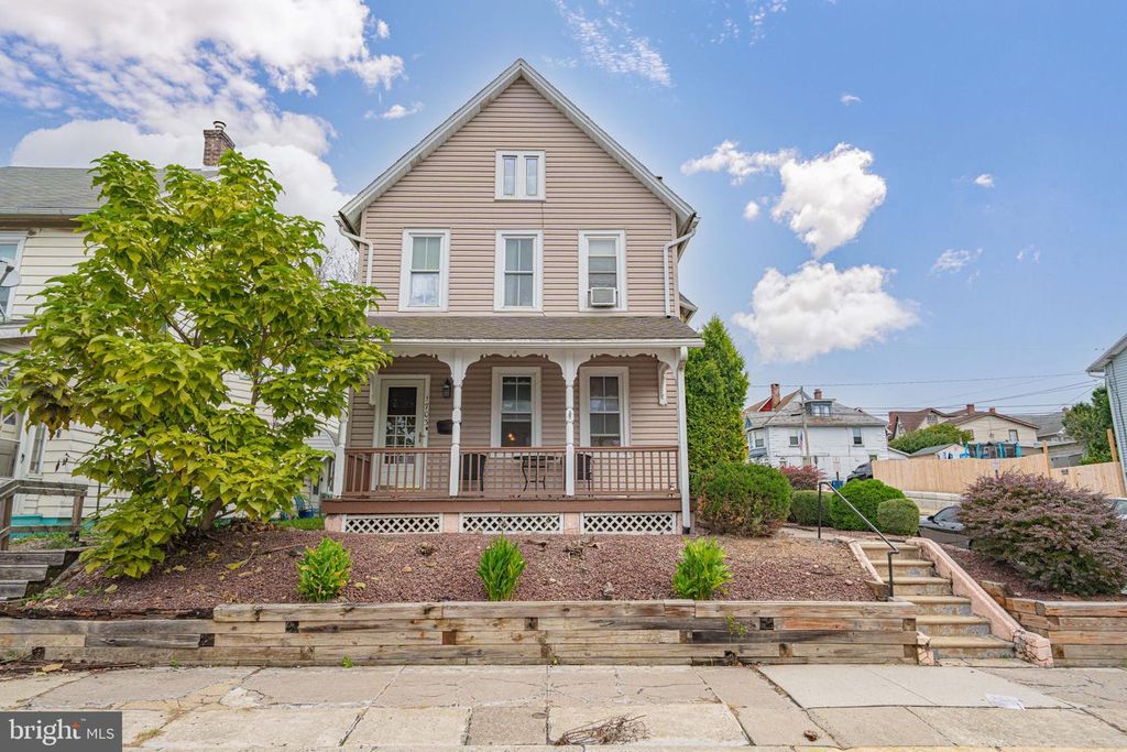 1703 MAIN ST, Northampton, PA 18067