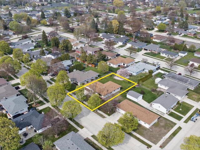 3819 S 16th STREET, Sheboygan, WI 53081