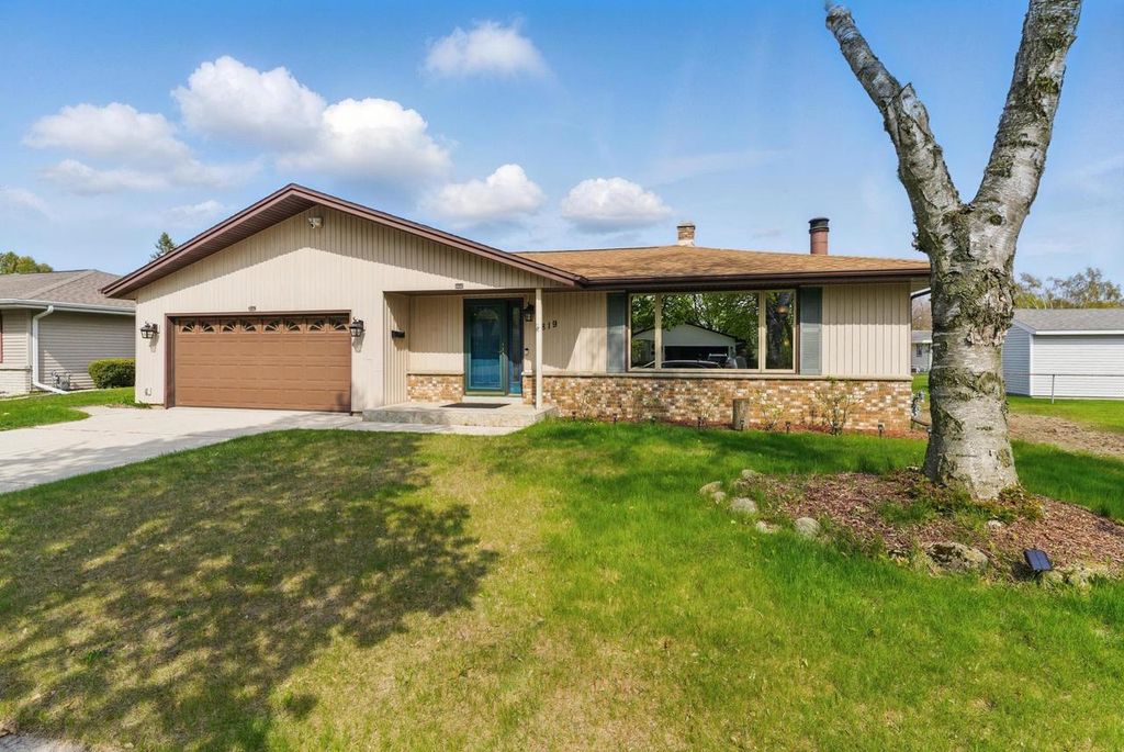 3819 S 16th STREET, Sheboygan, WI 53081
