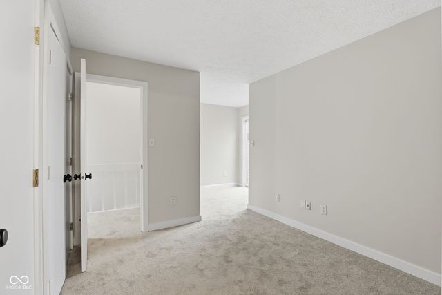 5952 Highgate Circle E, Indianapolis, IN 46250