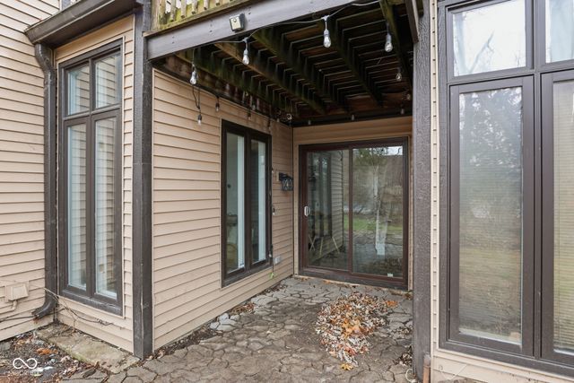 5952 Highgate Circle E, Indianapolis, IN 46250