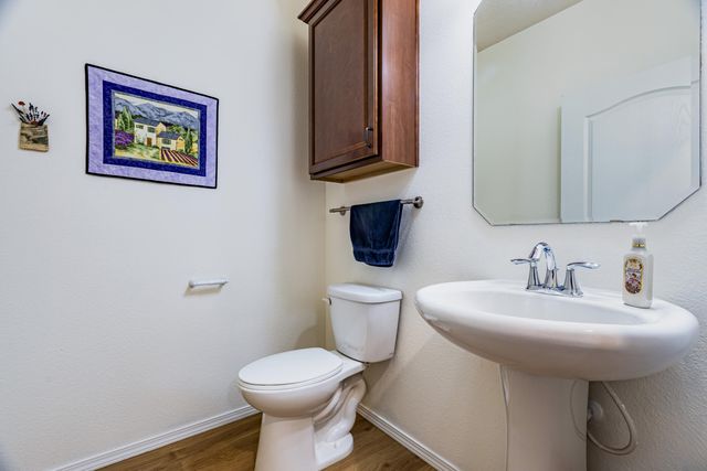 901 Prairie Zinnia Drive, Bernalillo, NM 87004