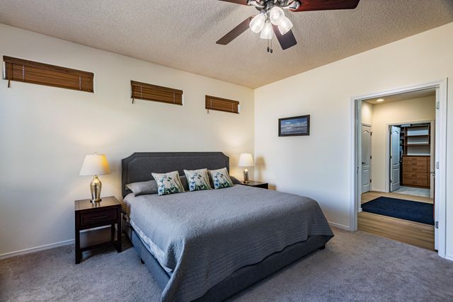 901 Prairie Zinnia Drive, Bernalillo, NM 87004