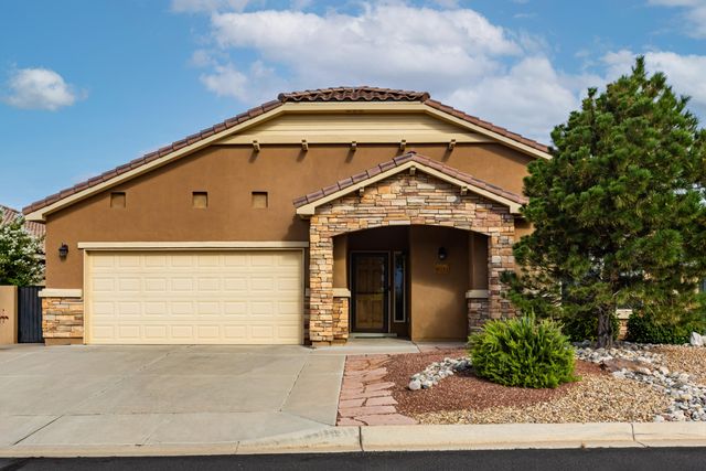 901 Prairie Zinnia Drive, Bernalillo, NM 87004