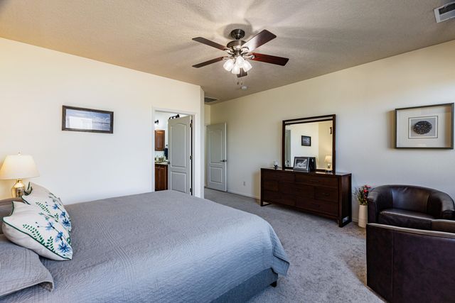 901 Prairie Zinnia Drive, Bernalillo, NM 87004