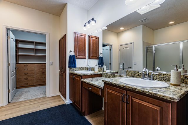 901 Prairie Zinnia Drive, Bernalillo, NM 87004