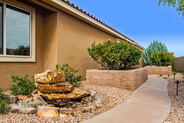 901 Prairie Zinnia Drive, Bernalillo, NM 87004