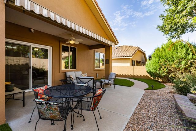 901 Prairie Zinnia Drive, Bernalillo, NM 87004