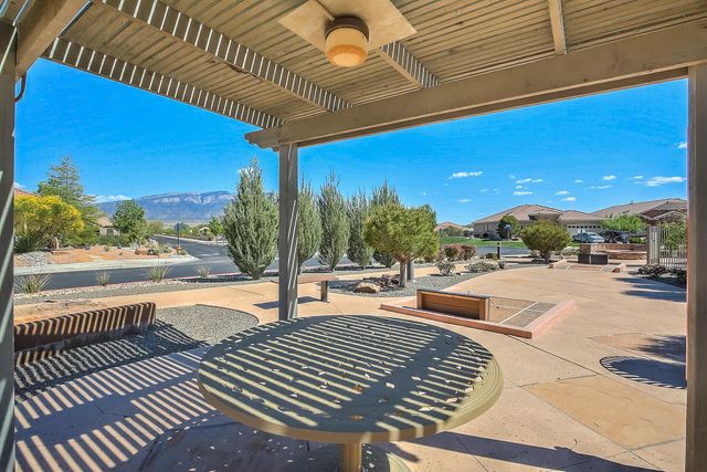 901 Prairie Zinnia Drive, Bernalillo, NM 87004
