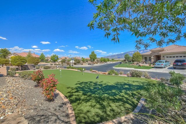 901 Prairie Zinnia Drive, Bernalillo, NM 87004