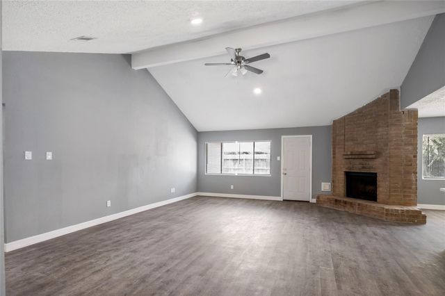 1843 Ripple Creek Drive, Missouri City, TX 77489