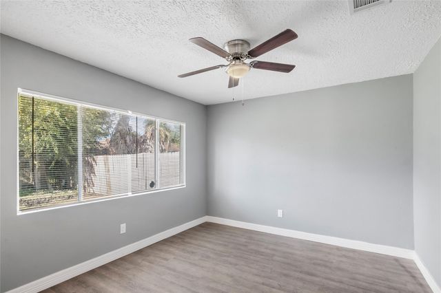 1843 Ripple Creek Drive, Missouri City, TX 77489