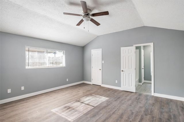 1843 Ripple Creek Drive, Missouri City, TX 77489