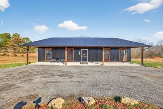 233 Ralph Spivey Ln, Gainesboro, TN 38562