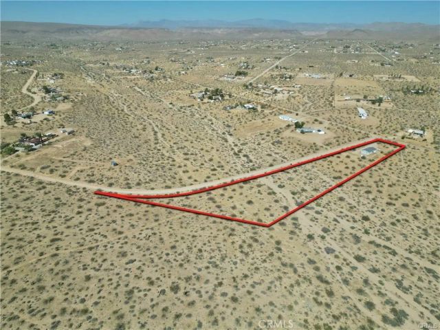 363 Delgada Avenue, Yucca Valley, CA 92284